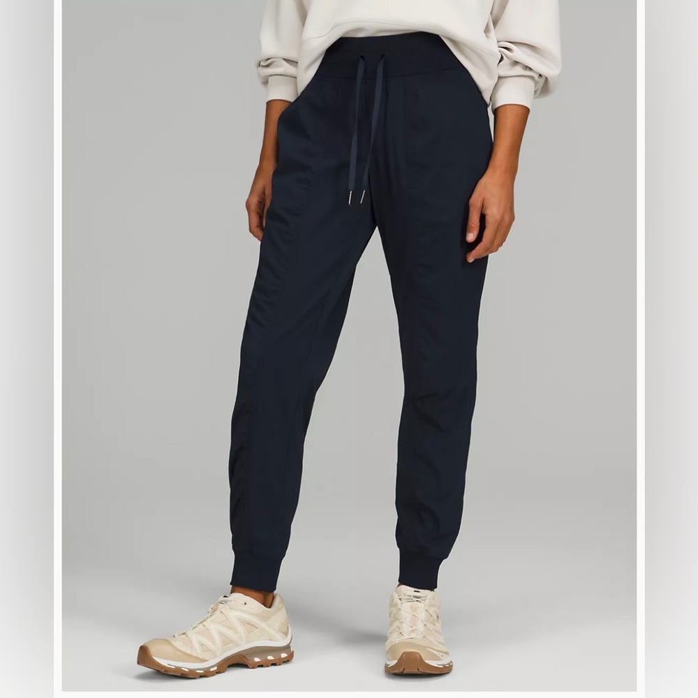 Lululemon dance studio jogger, navy blue size 8